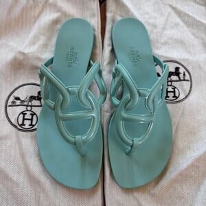 Hermès Egerie Sandals Vert Embrun Rubber Size 36